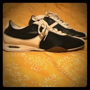 Cole Haan CUTE! sneakers 5 Nike air Like new/NWOT